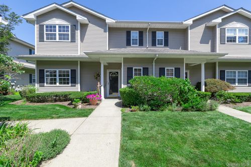1204-1204 Aerie Way, East Quogue, NY, 11942-3854 | Card Image