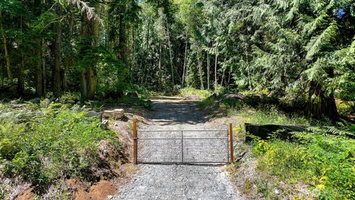 471 Summerland Rd, Bellingham, WA, 98229-8501 | Card Image