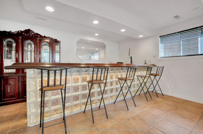 4738 Shadetree Crt, House other with 5 bedrooms, 3 bathrooms and 4 parking in Windsor ON | Image 16