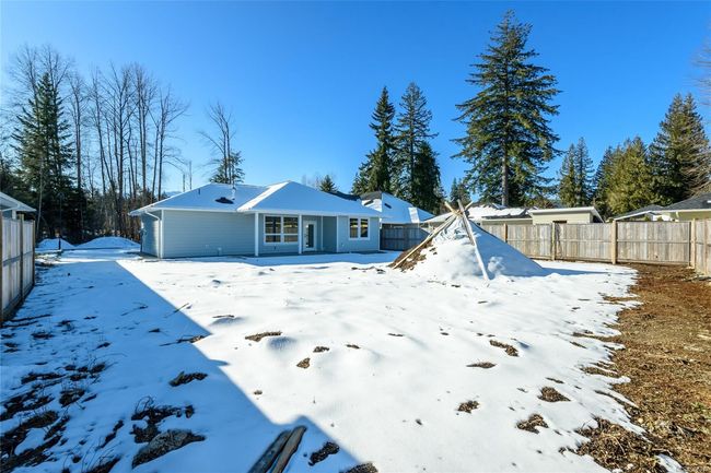 2876 Carlisle Lane, House other with 3 bedrooms, 2 bathrooms and 4 parking in Cumberland BC | Image 10