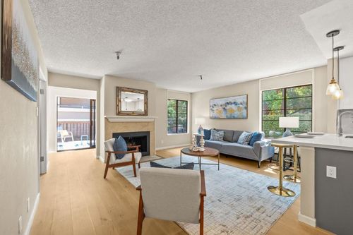 104-735 El Camino Real, Burlingame, CA, 94010-5067 | Card Image