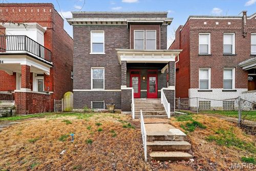 2018 Ann Ave, Saint Louis, MO, 63104-2706 | Card Image