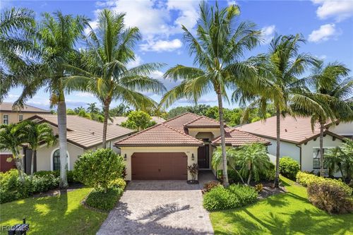 26112 Saint Michael Ln, BONITA SPRINGS, FL, 34135-3118 | Card Image