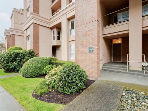 104-75 Songhees Rd, Victoria, BC, V9A7M5 | Card Image