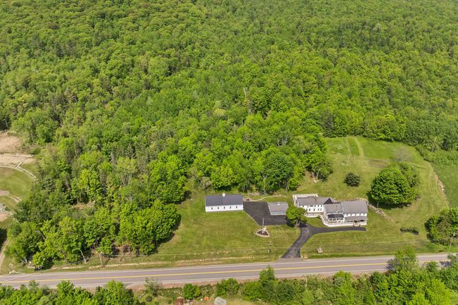 959 Presidential Hwy, House other with 8 bedrooms, 8 bathrooms and null parking in Jefferson NH | Image 4