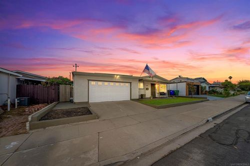 4034 Conrad Ave, San Diego, CA, 92117-1748 | Card Image