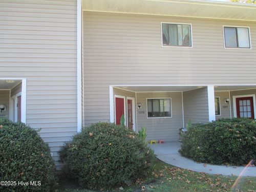 1509 College Way, New Bern, NC, 28562-5144 | Card Image