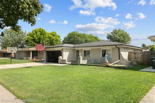 13670 Terra Santa Dr, Sterling Heights, MI, 48312-4169 | Card Image