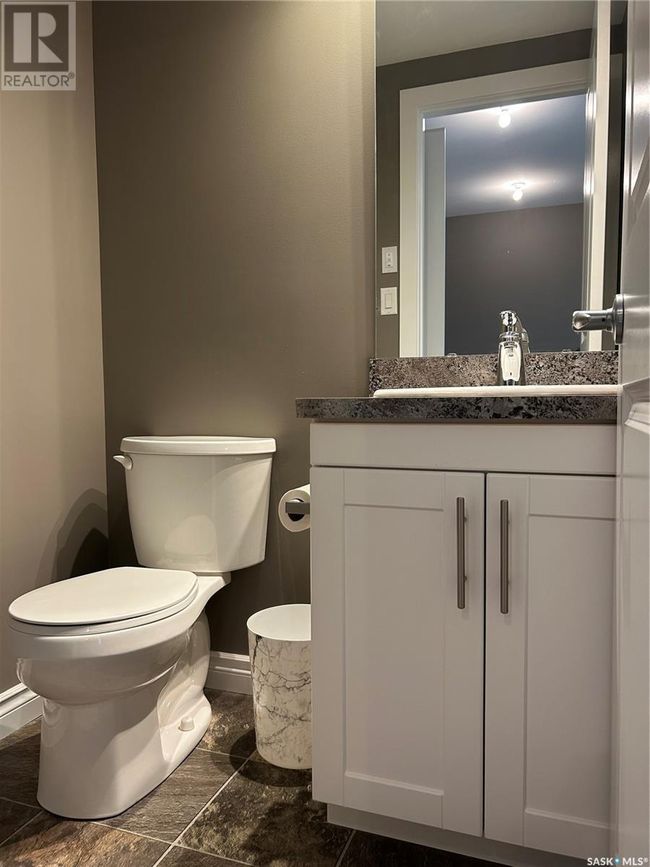 6 - 697 Sun Valley Dr, Townhouse with 4 bedrooms, 4 bathrooms and null parking in Estevan SK | Image 34