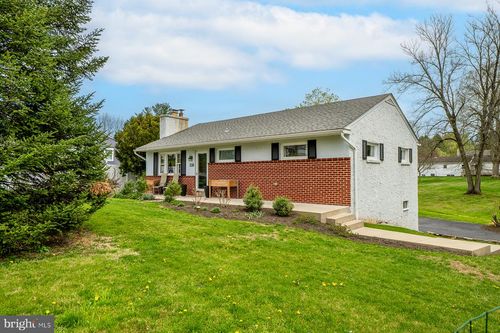 338 Collegeville Rd, COLLEGEVILLE, PA, 19426-3032 | Card Image
