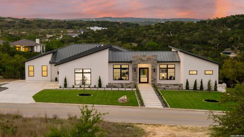 10627 Kendall Cyn, San Antonio, TX, 78255-3627 | Card Image