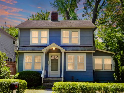 31 Richmondville Ave, Westport, CT, 06880-2037 | Card Image