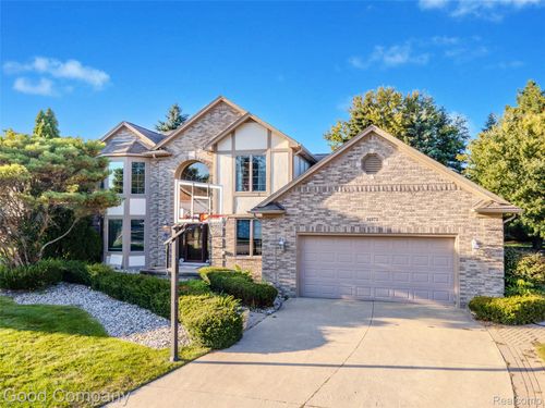 14973 River View Ct, Sterling Heights, MI, 48313-5772 | Card Image