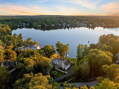 1 Appian Way, Westford, MA, 01886-6309 | Card Image