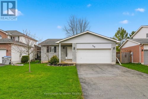 750 Lavery St, Listowel, ON, N4W3T4 | Card Image