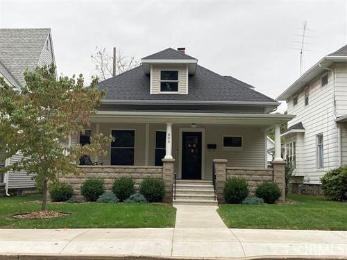 809 S 6th St, Goshen, IN, 46526-4010 | Card Image