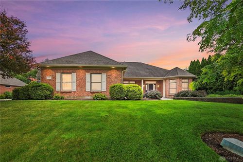1106 Roger Scott Dr, Bellbrook, OH, 45305-8942 | Card Image