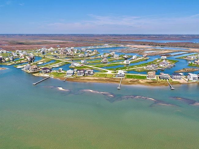 2 Little Torch, Home with 0 bedrooms, 0 bathrooms and null parking in Hitchcock TX | Image 34