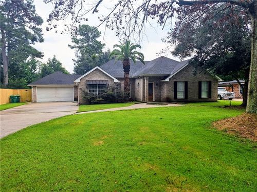 1410 Lake Village Blvd, Slidell, LA, 70461-4022 | Card Image