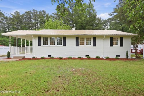101 Cole Dr, Jacksonville, NC, 28540-7017 | Card Image