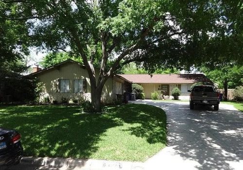 aa-2102 Pompton Dr, Austin, TX, 78757-8230 | Card Image