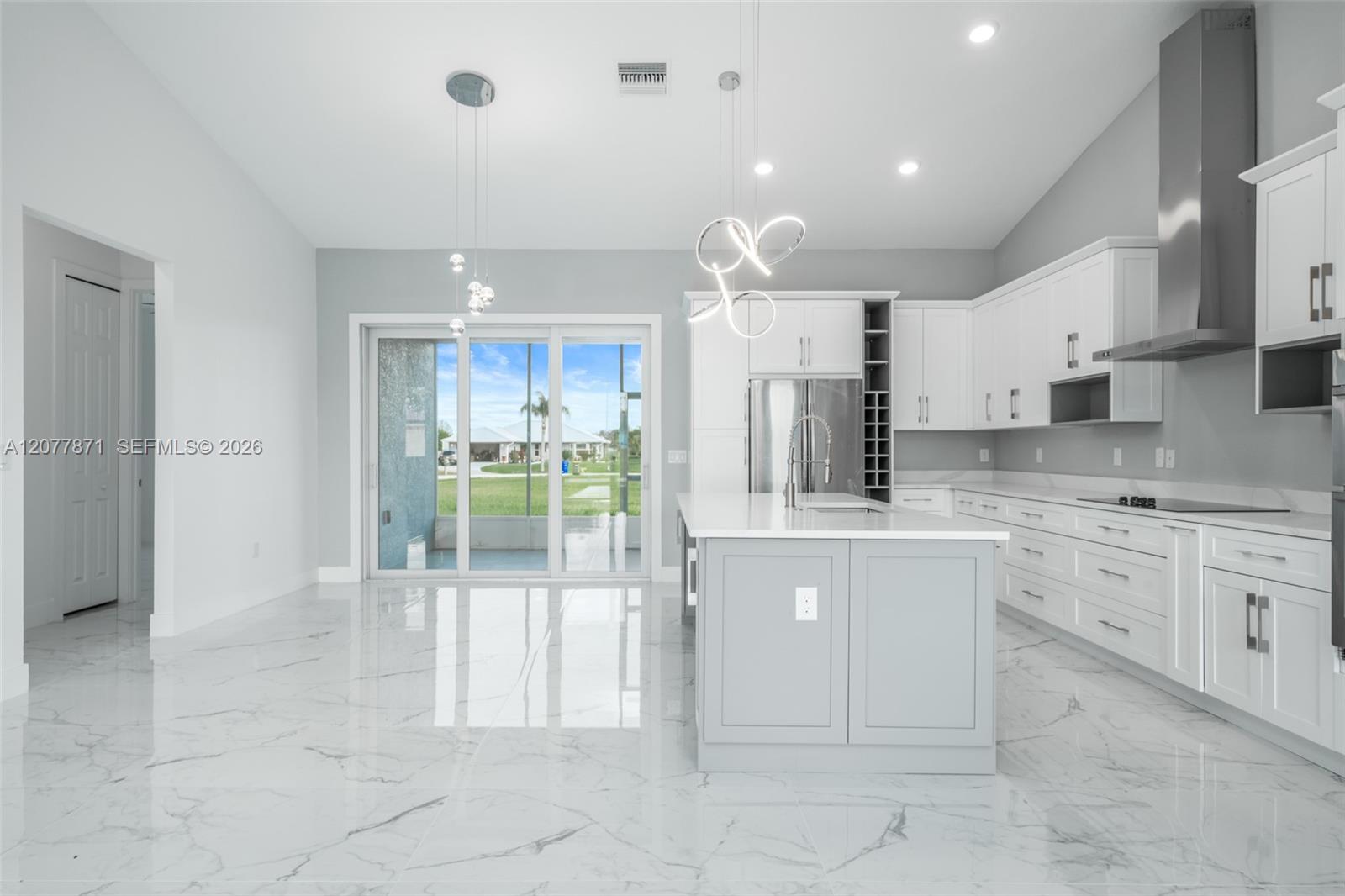Residential Lease in Sebring 2