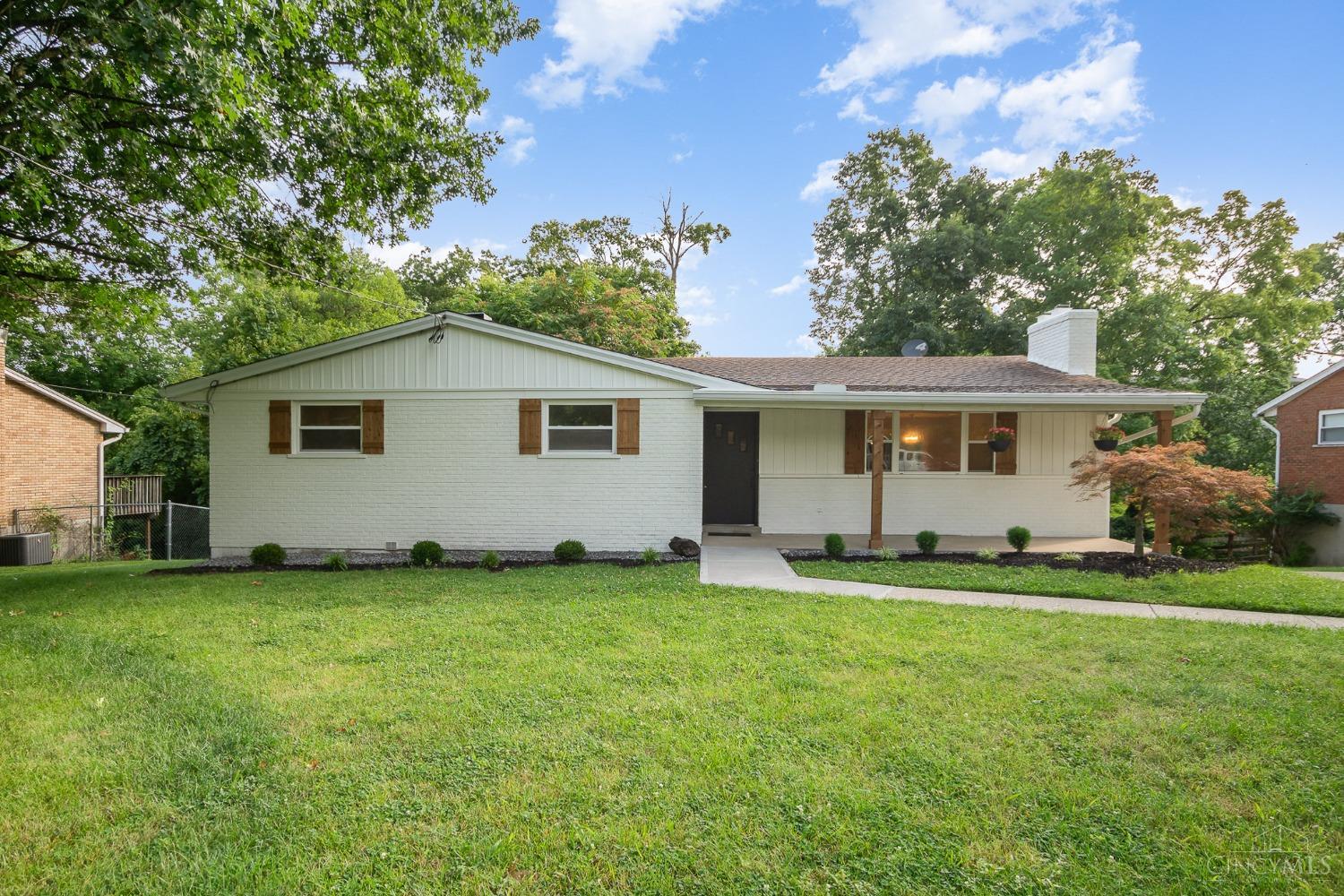 Timberpoint Dr, Cincinnati, OH 45247