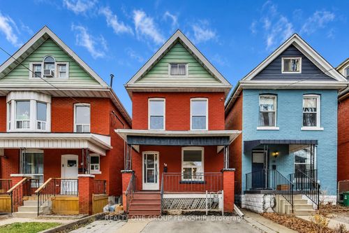 16 Huntley St, Hamilton, ON, L8L5X7 | Card Image