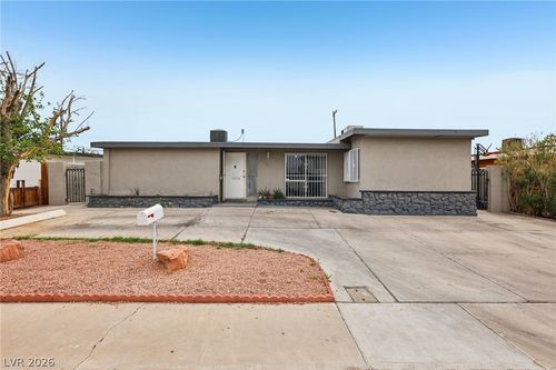 5061 Hallet Dr, Las Vegas, NV, 89122-6612 | Card Image