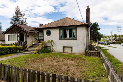 2057 Mahon Ave, North Vancouver, BC, V7M2T6 | Card Image