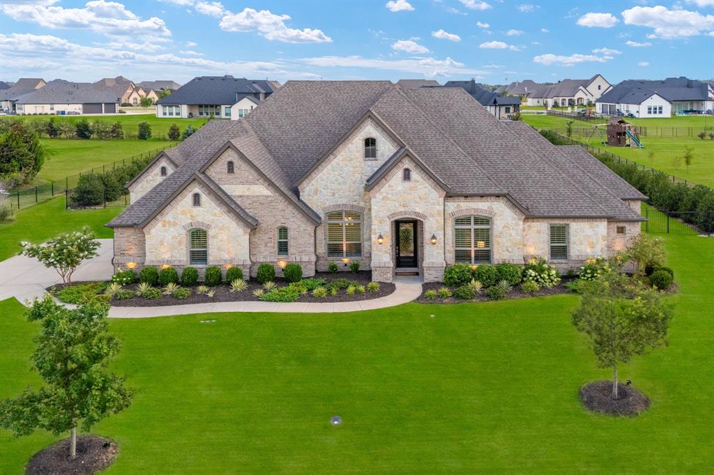 Inverness Ln, Lucas, TX 75002