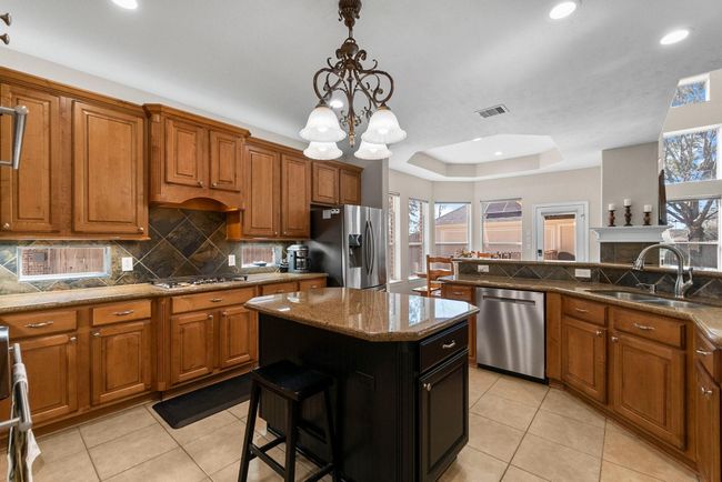 25327 Metzler Creek Dr, House other with 5 bedrooms, 4 bathrooms and 2 parking in Spring TX | Image 4
