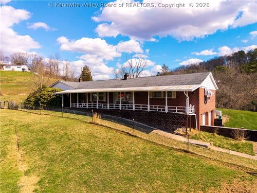 609 Frozen Camp Creek Rd, Gay, WV, 25244-9132 | Card Image