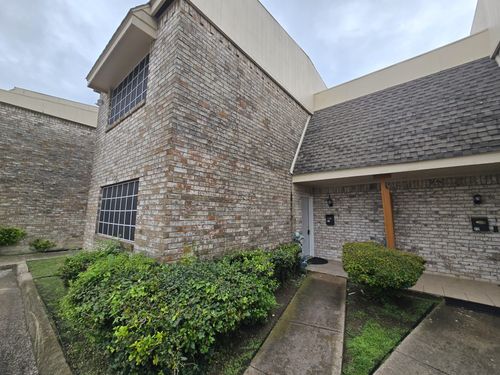 214 Village North Dr, Richardson, TX, 75081-4745 | Card Image