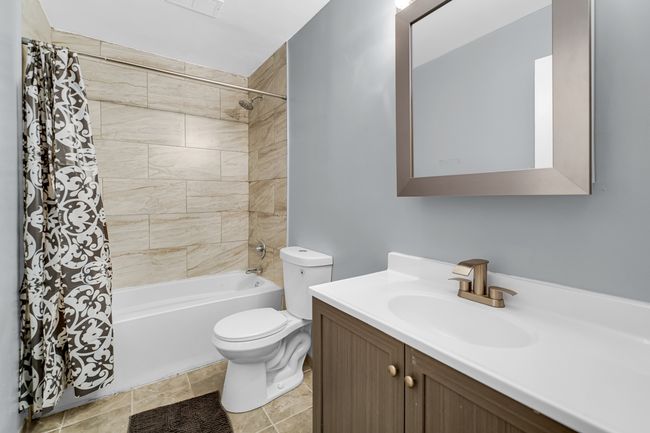 APT-1D - 18340 Glen Oak Ave, Condo with 2 bedrooms, 2 bathrooms and 1 parking in Lansing IL | Image 12