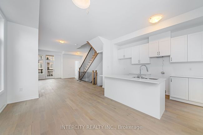 29 Albert Firman Lane, House attached with 3 bedrooms, 4 bathrooms and null parking in Markham ON | Image 18
