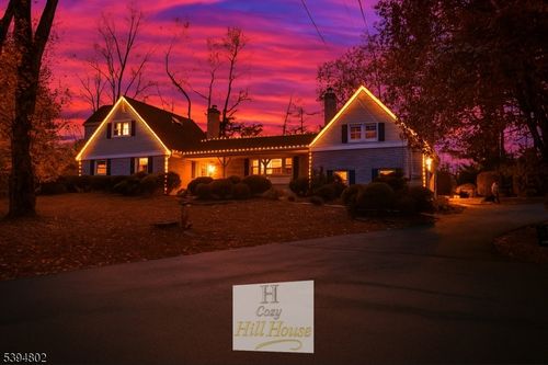 209 Lake Rd, Basking Ridge, NJ, 07920-2111 | Card Image