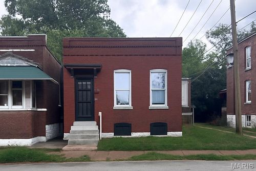 4548 S Compton Ave, Saint Louis, MO, 63111-1520 | Card Image