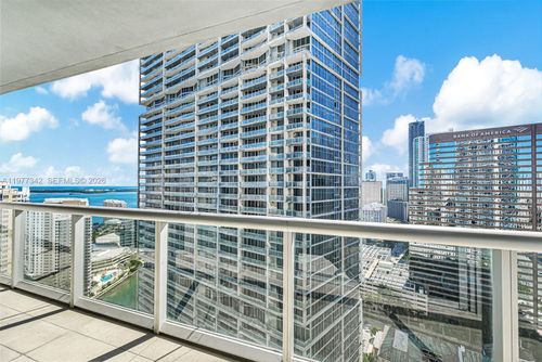 3113-475 Brickell Ave, Miami, FL, 33131-2597 | Card Image