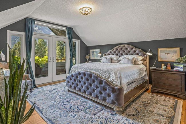 930 9 St, House other with 8 bedrooms, 7 bathrooms and 4 parking in Canmore AB | Image 27