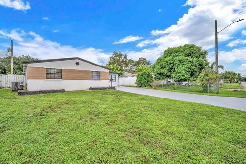 6630 Cody St, Hollywood, FL, 33024-2935 | Card Image