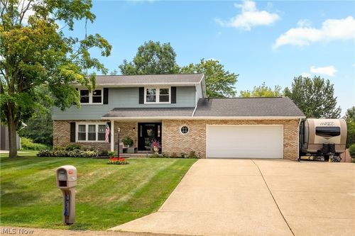 7593 Panther Ave Ne, Canton, OH, 44721-2150 | Card Image