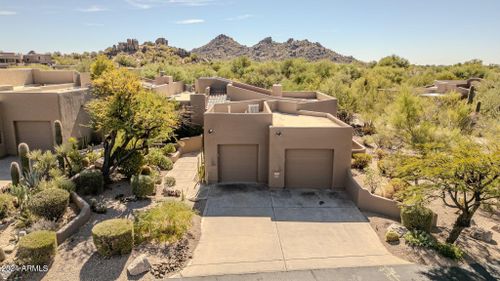 9252 E Whitethorn Circle, Scottsdale, AZ, 85266 | Card Image