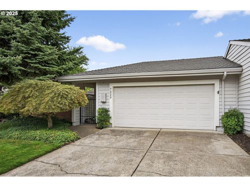 7320 Sw Arbor Lake Dr, Wilsonville, OR, 97070-8461 | Card Image