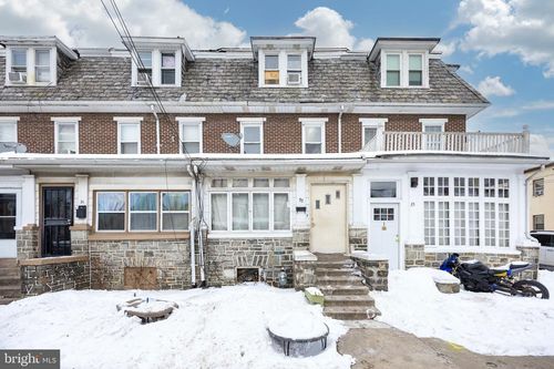 33 S 6th Ave, COATESVILLE, PA, 19320-3653 | Card Image