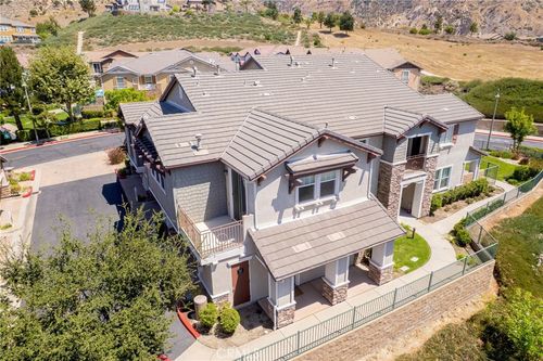 25-16739 Nicklaus Dr, Sylmar, CA, 91342 | Card Image