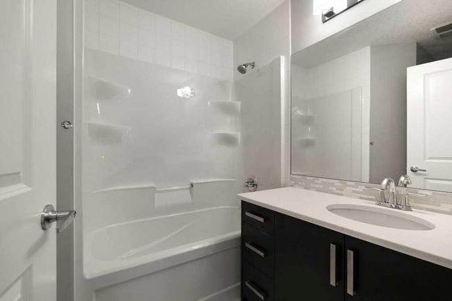 12134 Valley Ridge Dr Nw, House other with 4 bedrooms, 4 bathrooms and 6 parking in Calgary AB | Image 40