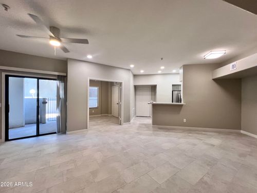 129-1800 W Elliot Rd, Chandler, AZ, 85224-8824 | Card Image