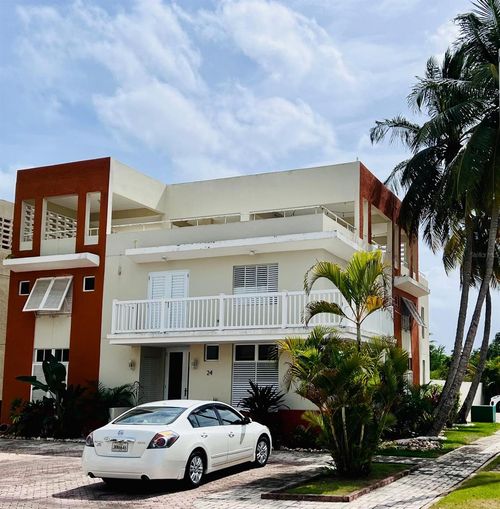 S-24 Ocean Blue Ln, DORADO, PR, 00646-2038 | Card Image