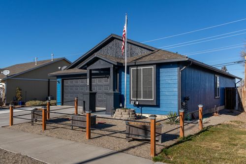 3149 Sw Antler Ln, Redmond, OR, 97756-7179 | Card Image